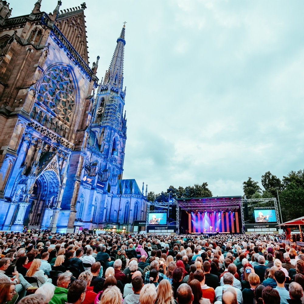 Klassik am Dom | Domplatz Linz Klassik am Dom | Domplatz Linz
