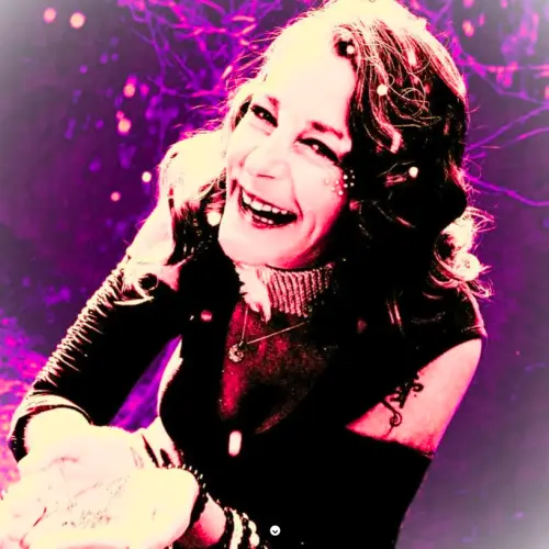 Charleesa - Charleesa