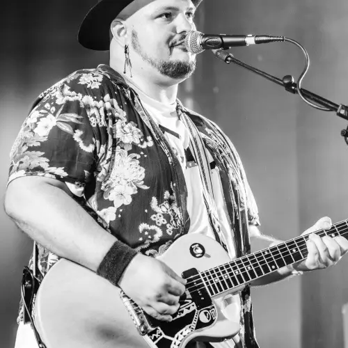 Paraless - Lukas Fortissimo